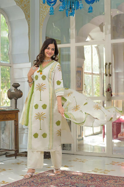 Ivory Palm Garden Pure Cotton Kurta Set — Full Length View with Flowing 
Sage Green Block Print Dupatta in Jaipur Haveli Setting — Jagranee