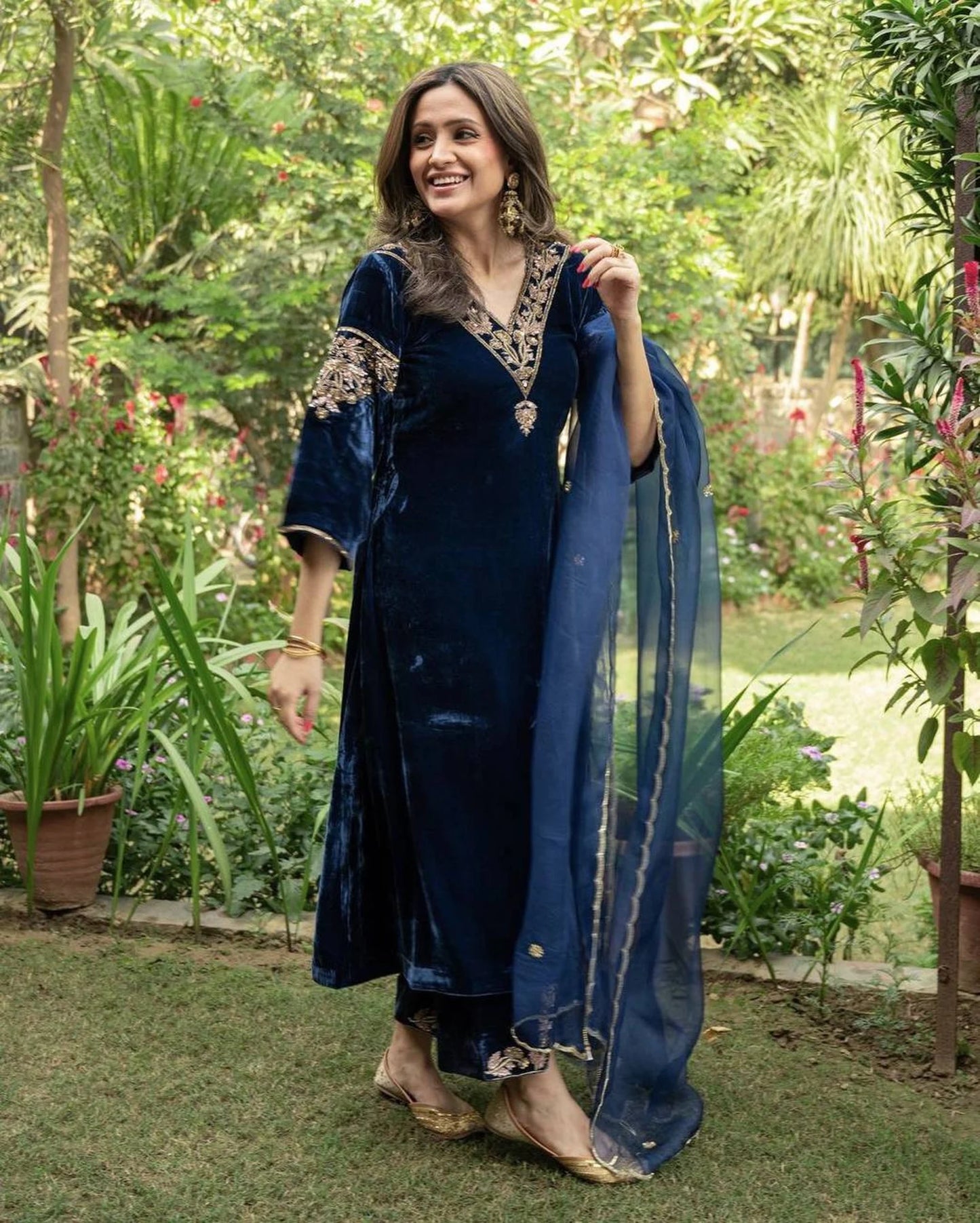 Pakistani Designer Embroidered Blue Velvet Kurta Palazzo Set