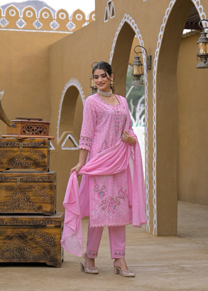 Plus Size Blush Pink Mirror Work Muslin Kurta Set — Sizes XL to 
4XL — Rajasthan Haveli Setting — Jagranee Jaipur